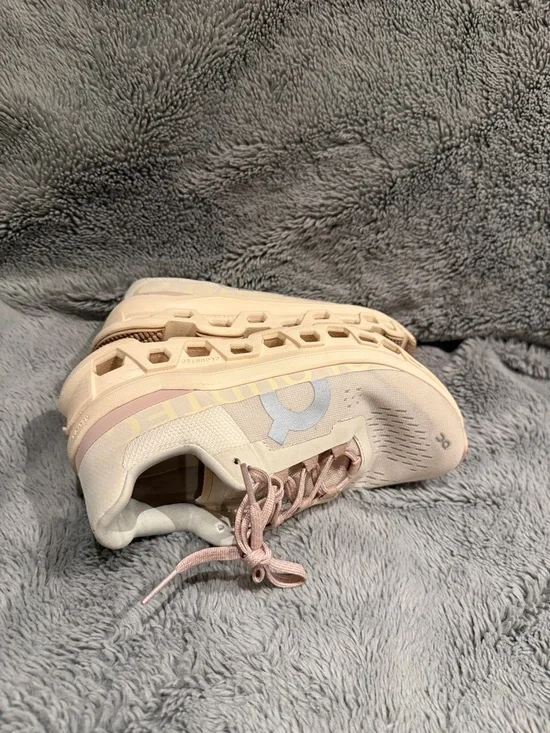 On cloudmonster running shoes - Picture 7 of 7